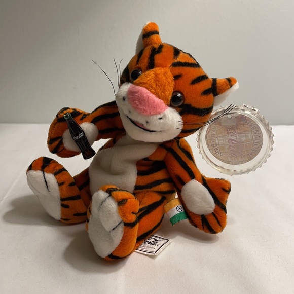 Vintage 90’s Coca Cola Plush Bean Bags Lot of 4 - Picture 5 of 16